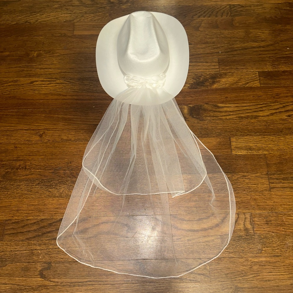 Elegant White Bridal Cowboy Hat